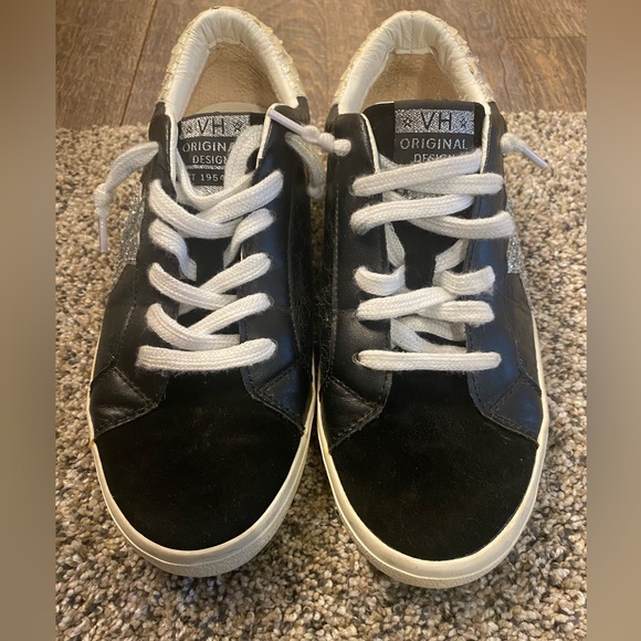 VINTAGE HAVANA
Zefy Glitter Star Sneakers 8.5 - Picture 2 of 6